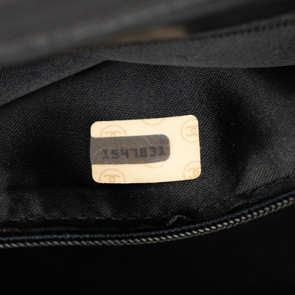 CHANEL CC Quilted Lambskin Crossbody Crossbody Bag - Picture 8 of 12